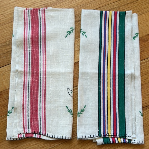 Vintage Hand Embroidered Cat & Dog Tea Towels - Picture 2 of 11
